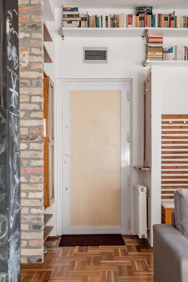 Relax Into Loft Living At A Light-Filled City Escape 布达佩斯 外观 照片